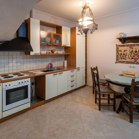 Villa Victoria Boutique Apartments Sívota Екстериор снимка