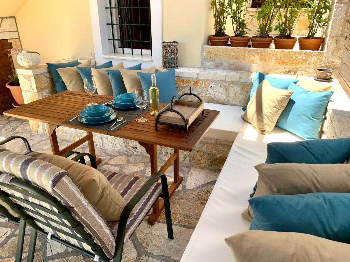 Villa Victoria Boutique Apartments Sívota Екстериор снимка